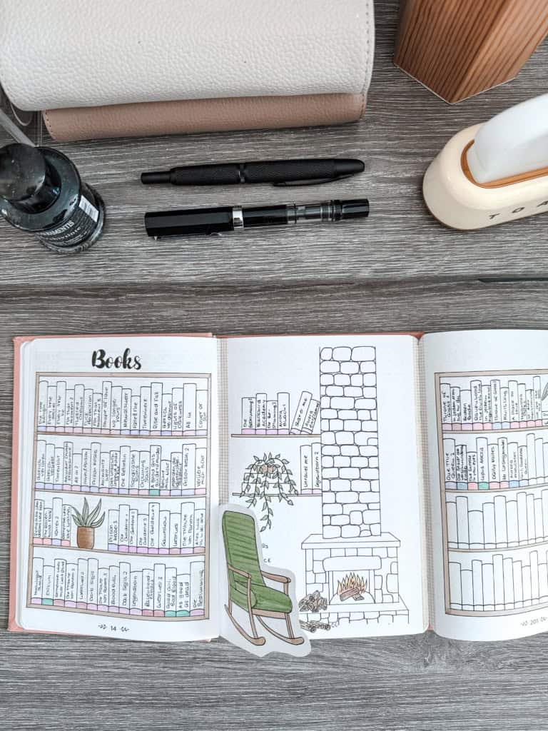 selbst gezeichnetes Bücherregal